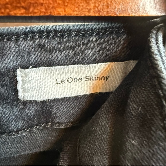 Frame Le One High Rise Skinny Jeans - Picture 5 of 5